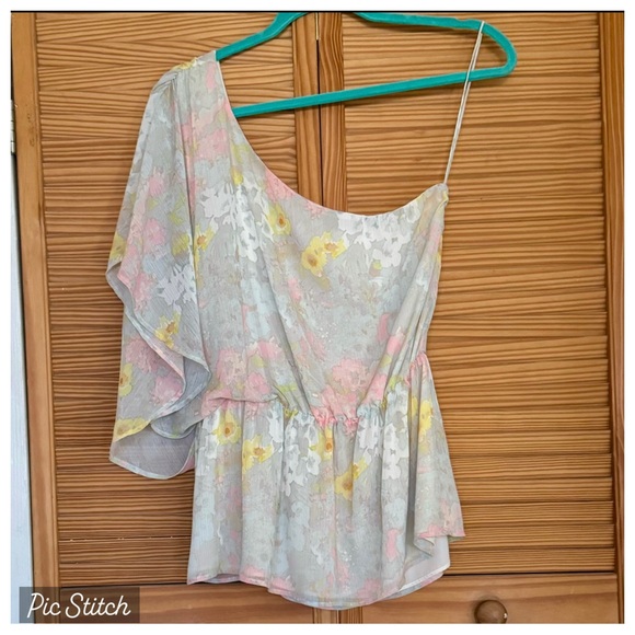 ALICE + OLIVIA one Shoulder Asymmetric Floral Blouse M 6 8 Tank Top 70s fairy - Picture 3 of 9